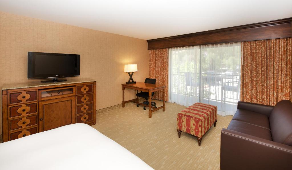 Lake Arrowhead Resort & Spa - 
