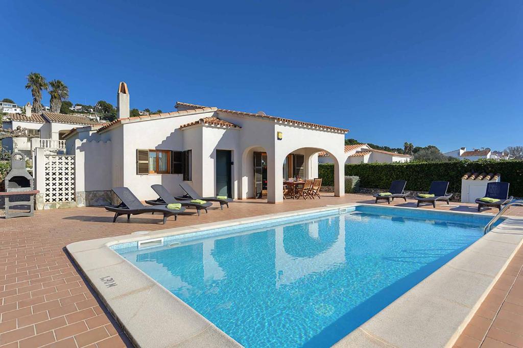 Villa Conchita, Son Bou, Spain - Booking.com