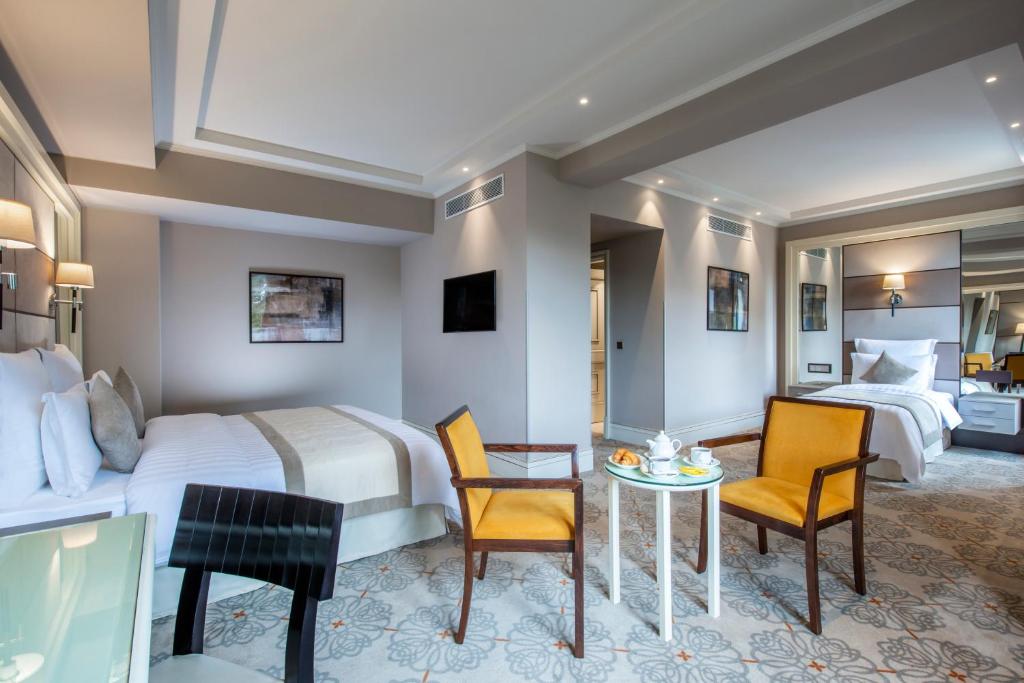 Ambassadori Tbilisi Hotel - Sala Ejecutiva Triple (nuevo Edificio)