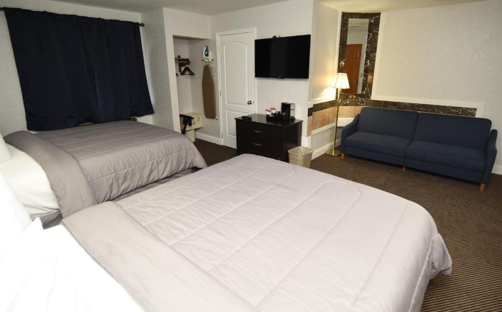 Postel nebo postele na pokoji v ubytování FairBridge Hotel Atlantic City