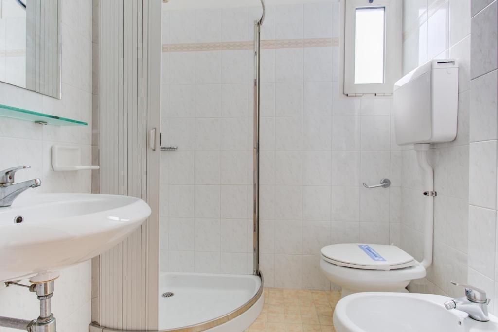 Koupelna v ubytování Hotel Astoria