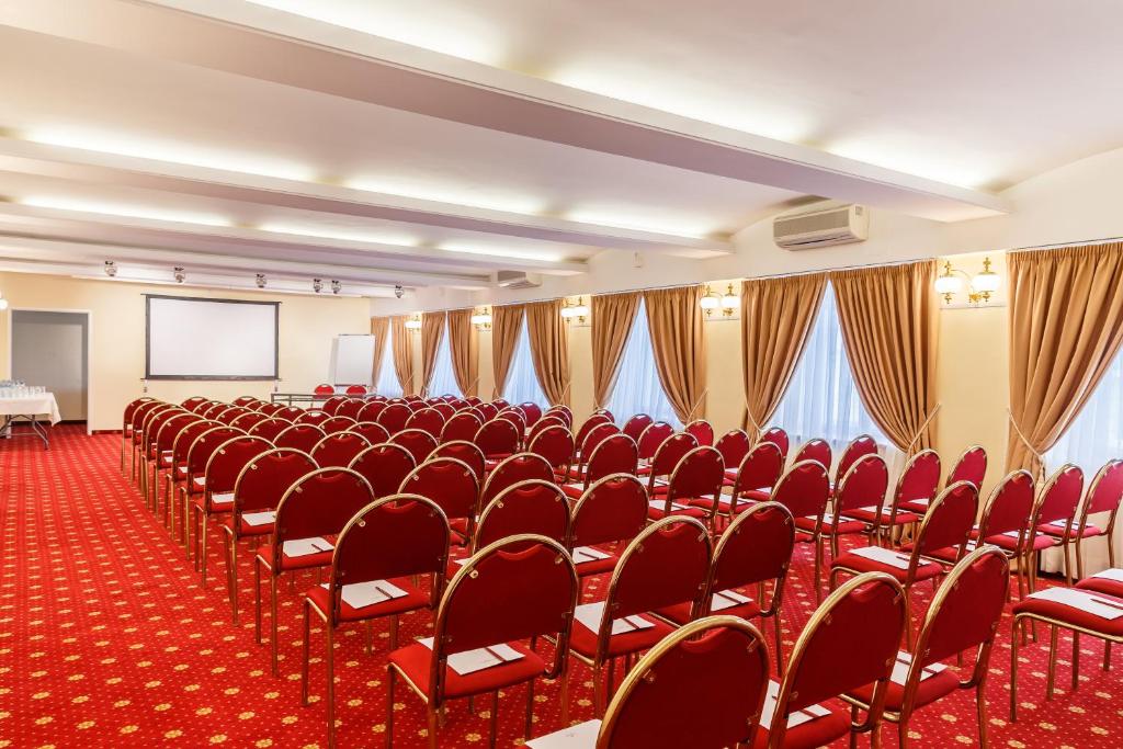 Zaplecze biznesowe lub konferencyjne w obiekcie Hotel Bellevue Wien