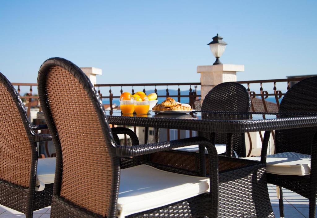 Apartments Villa Paradise - 1