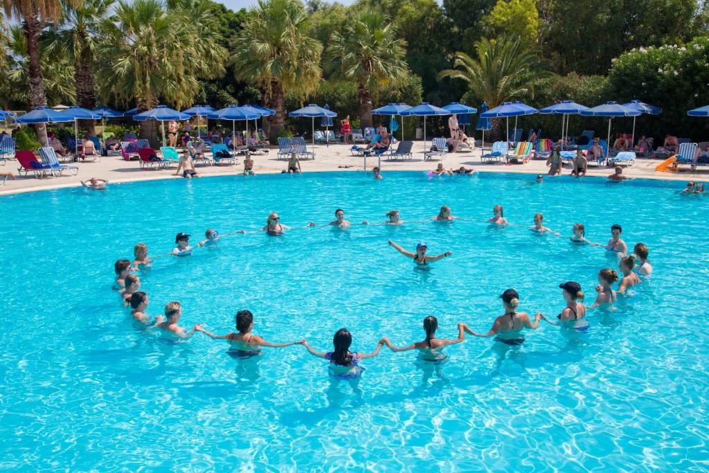 Bazén v ubytování Kresten Palace Hotel nebo v jeho okolí