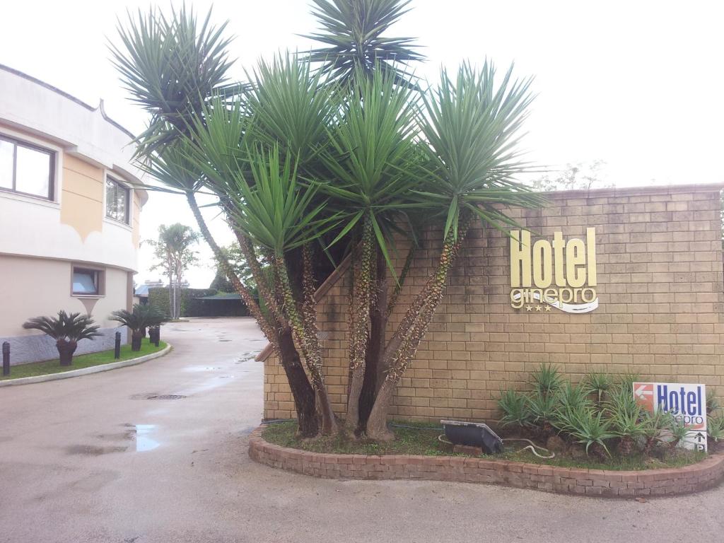 Foto dalla galleria di Hotel Ginepro a Qualiano