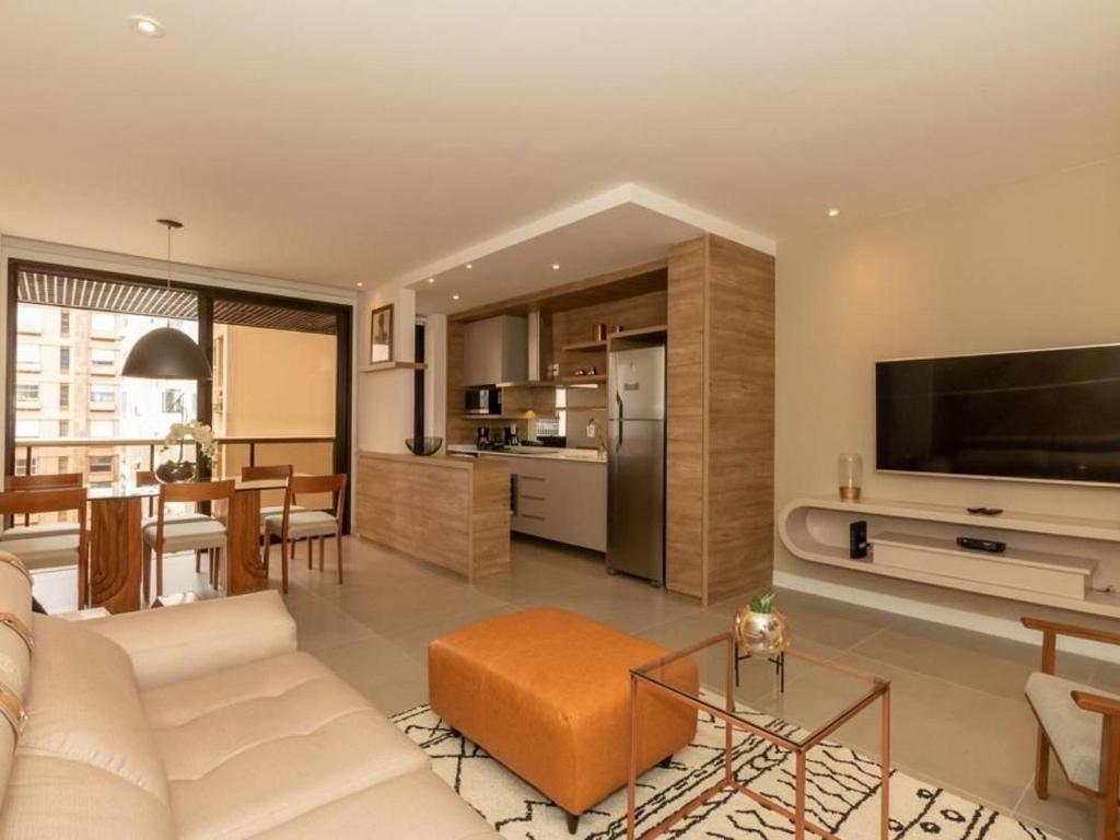  MC Flats Country Residence Service