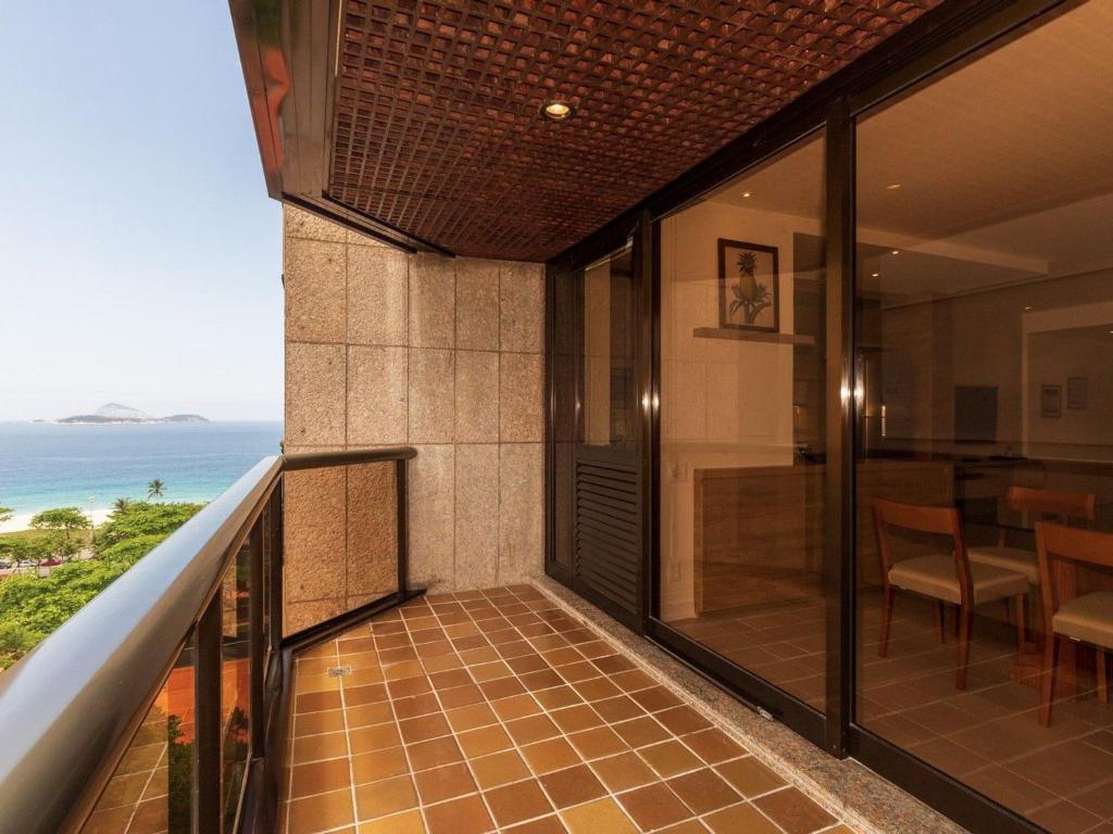  MC Flats Country Residence Service
