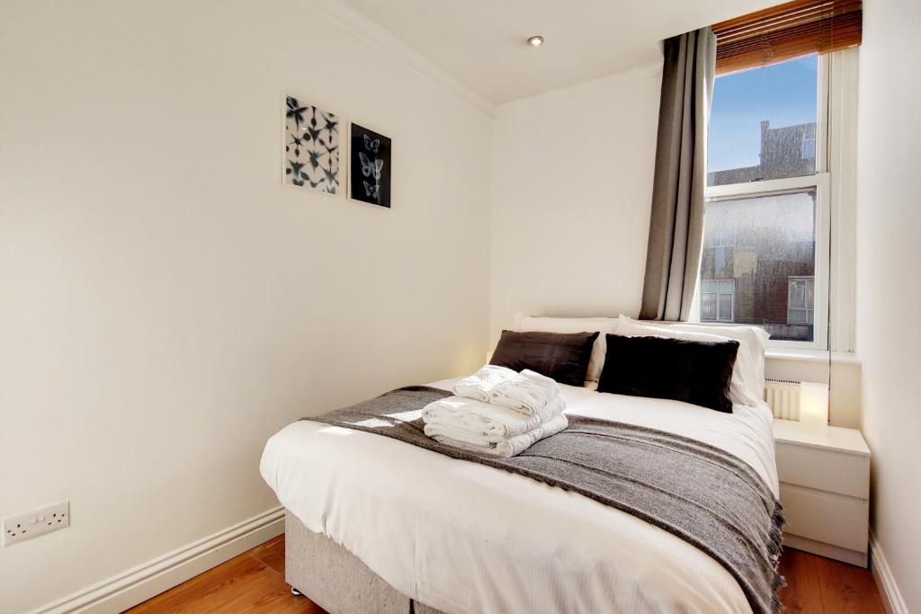 WelcomeStay Tooting Broadway 3 Bedroom Apartment - Three-Bedroom Apartment