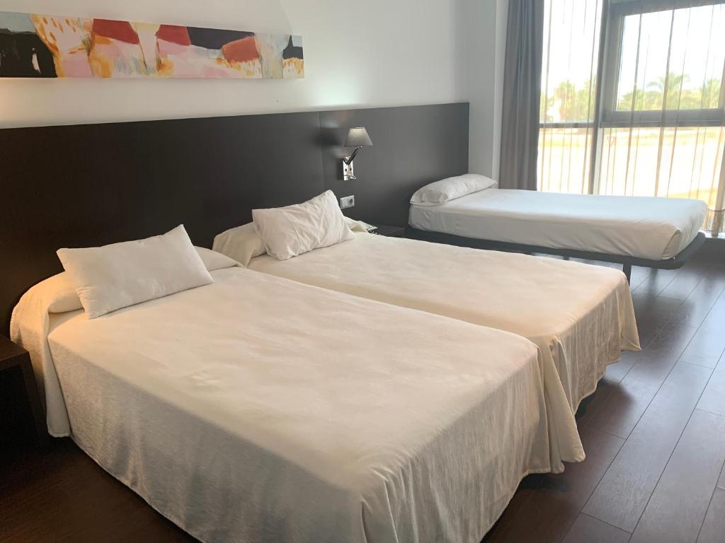 Hotel Sercotel Plana Parc - Dreifacher Raum