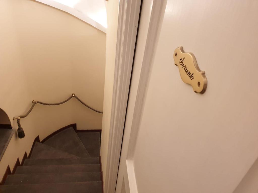 Zdjęcie z galerii obiektu Calabritto Suite w mieście Neapol