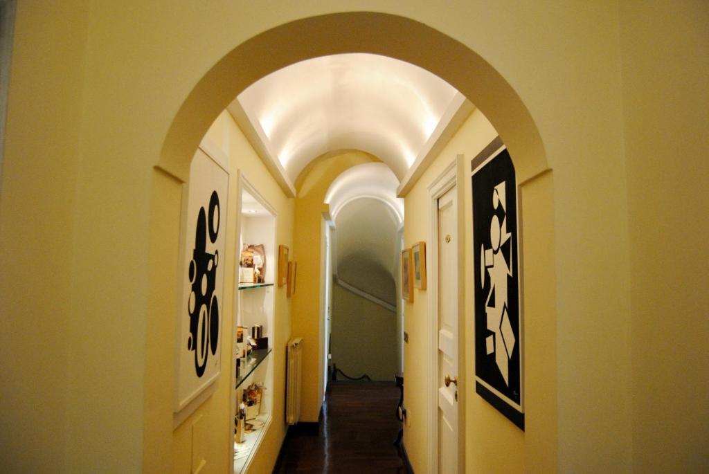 Zdjęcie z galerii obiektu Calabritto Suite w mieście Neapol