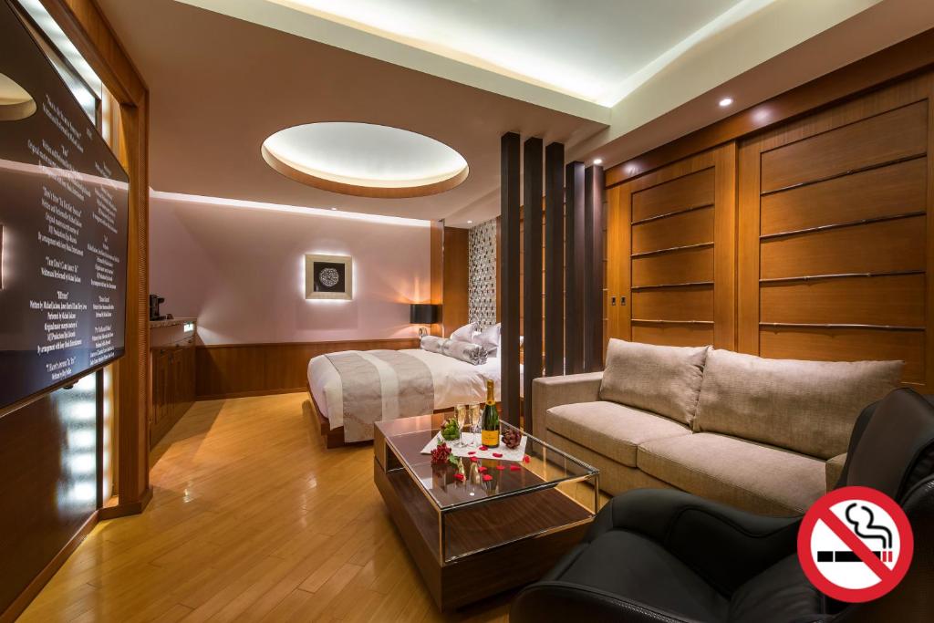 Posezení v ubytování HOTEL Dior7