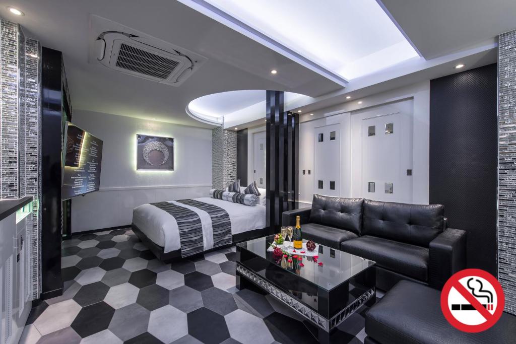 Posezení v ubytování HOTEL Dior7