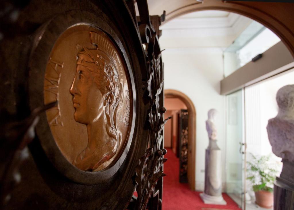 Aldrovandi Residence City Suites - Resim 16