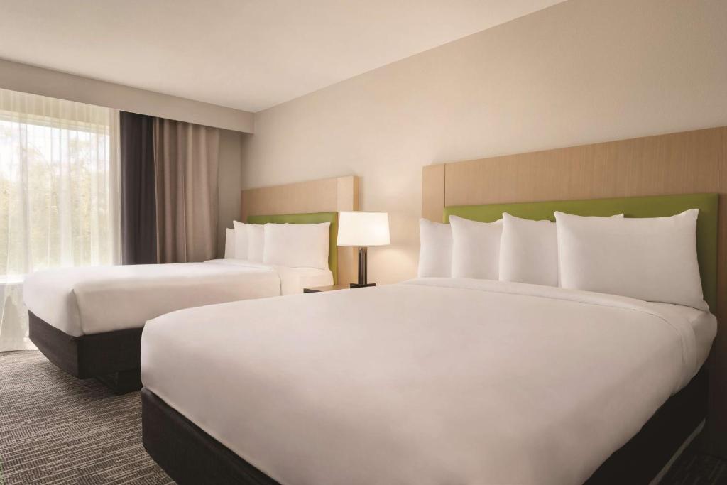 Country Inn & Suites by Radisson, Savannah Midtown, GA - Habitación Queen Con Dos Camas Queen - No Fumadores