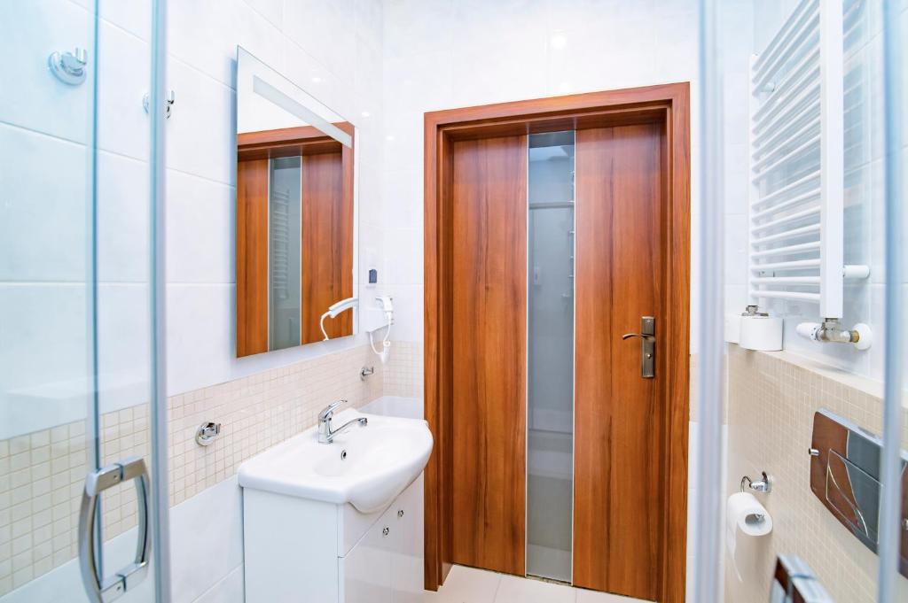 Koupelna v ubytování Pod Wzgórzem Bed & Breakfast