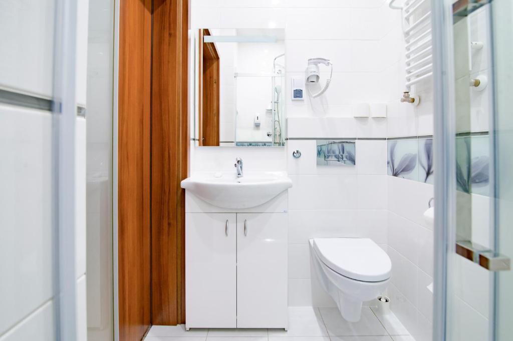 Koupelna v ubytování Pod Wzgórzem Bed & Breakfast