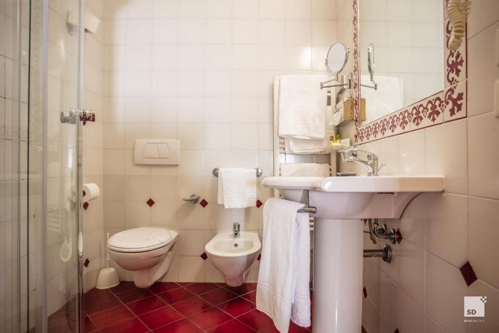 Koupelna v ubytování Hotel Alessandro Della Spina