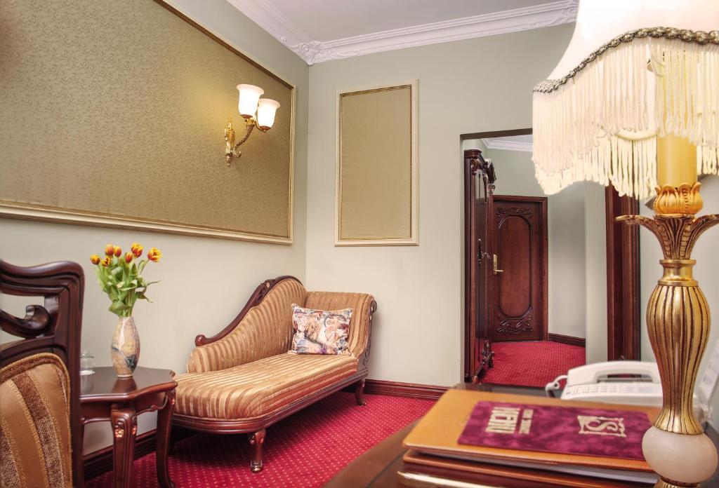 Staro Hotel - Chambre De Luxe