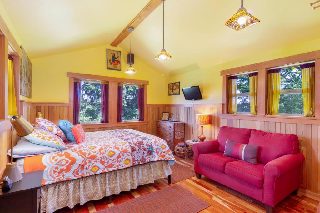 Postel nebo postele na pokoji v ubytování Juniper Lane Guest House