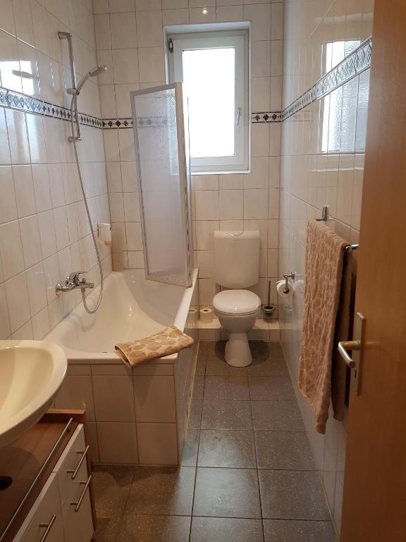 Koupelna v ubytování Wolthusen