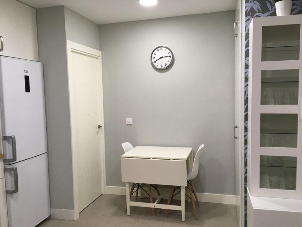 Fotografia z galérie ubytovania Centrico Apartament al lado de la estacion d tren Vivienda de uso Turistico v destinácii Logroño