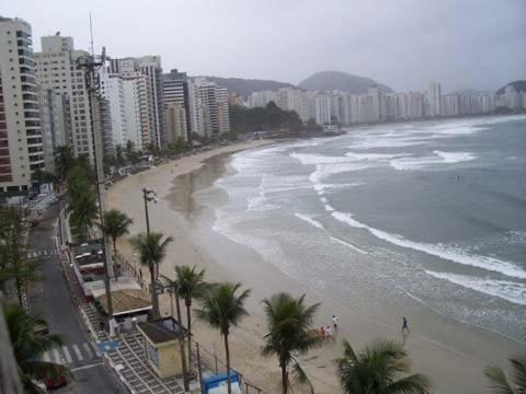  Ap 3 qtos 2vg garagem Twice Guaruja