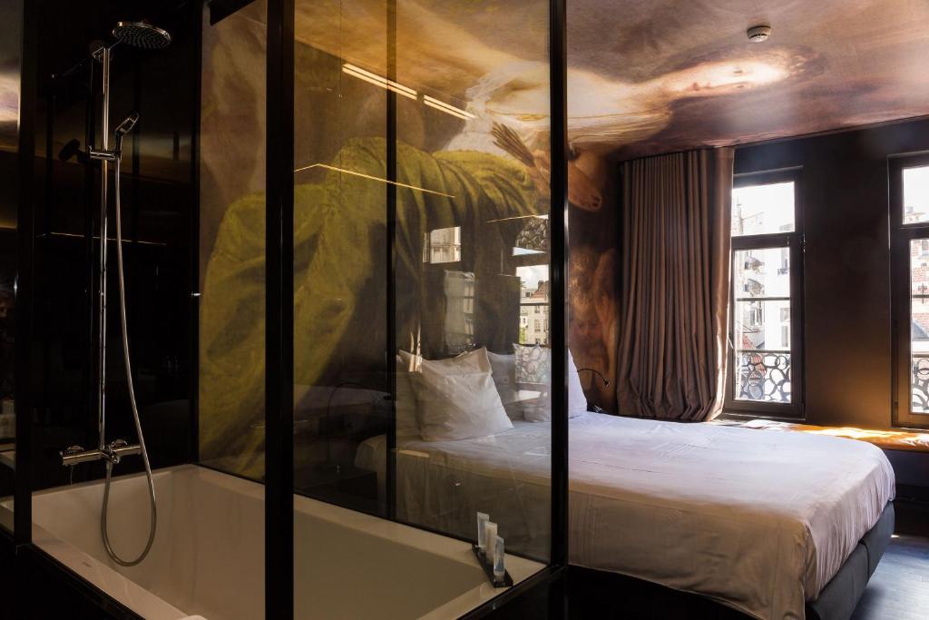 HotelO Kathedral - Resim 5