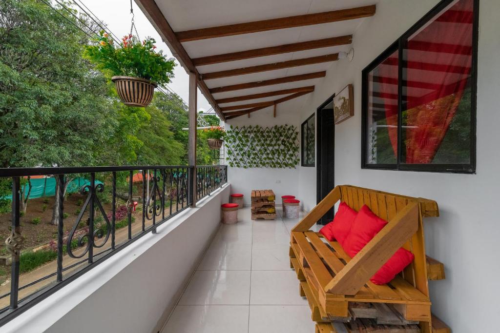 Balkón nebo terasa v ubytování CAMPO VALDES PARK HOSTEL