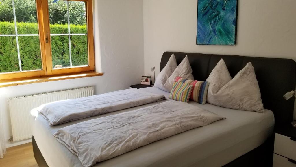 Letto o letti in una camera di Privathaus Achensee
