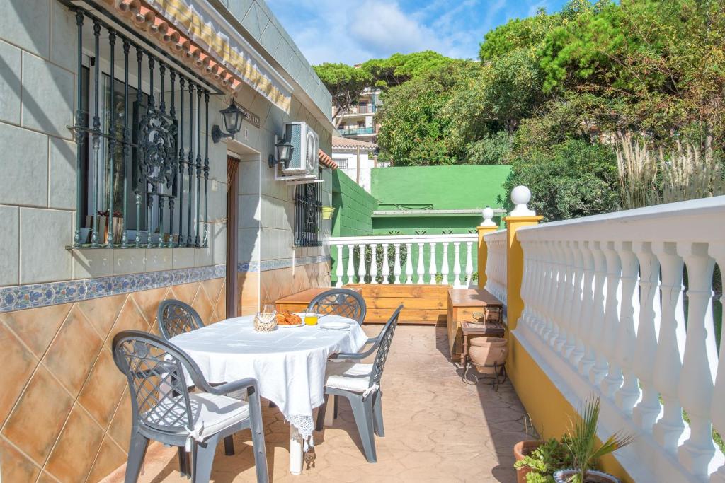 Fotografia z galérie ubytovania Bajo junto al mar “Casa Carmela” v destinácii Mijas