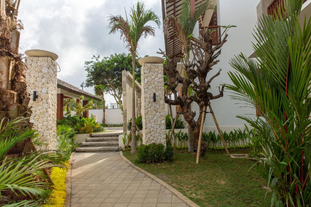 Zahrada ubytování Ratan Uluwatu Hotel and Villas