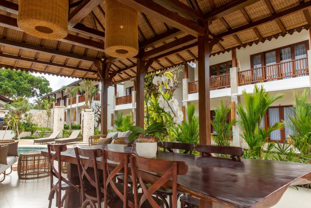 Zahrada ubytování Ratan Uluwatu Hotel and Villas