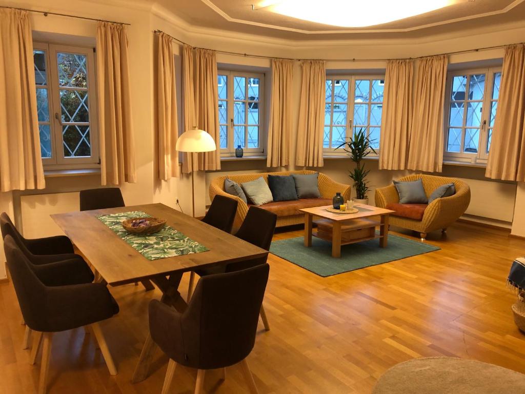 Posezení v ubytování Ferienwohnung Eiskögerl im Barbarahof