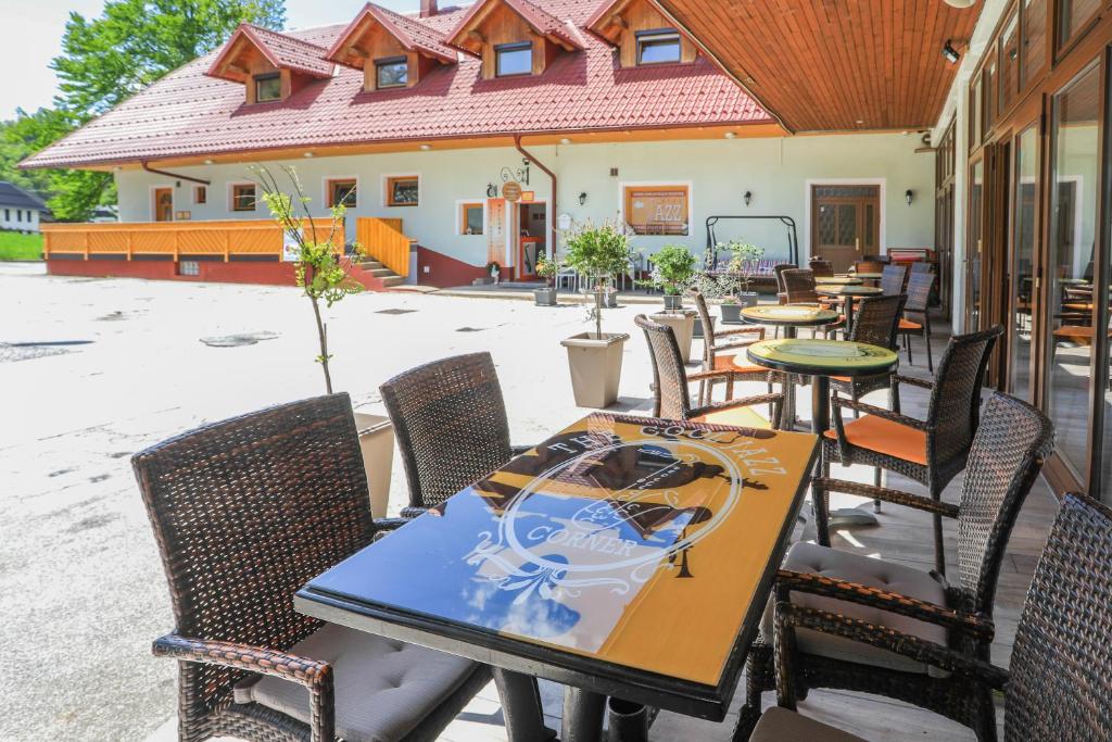 Restaurace v ubytování ROOMS JANI