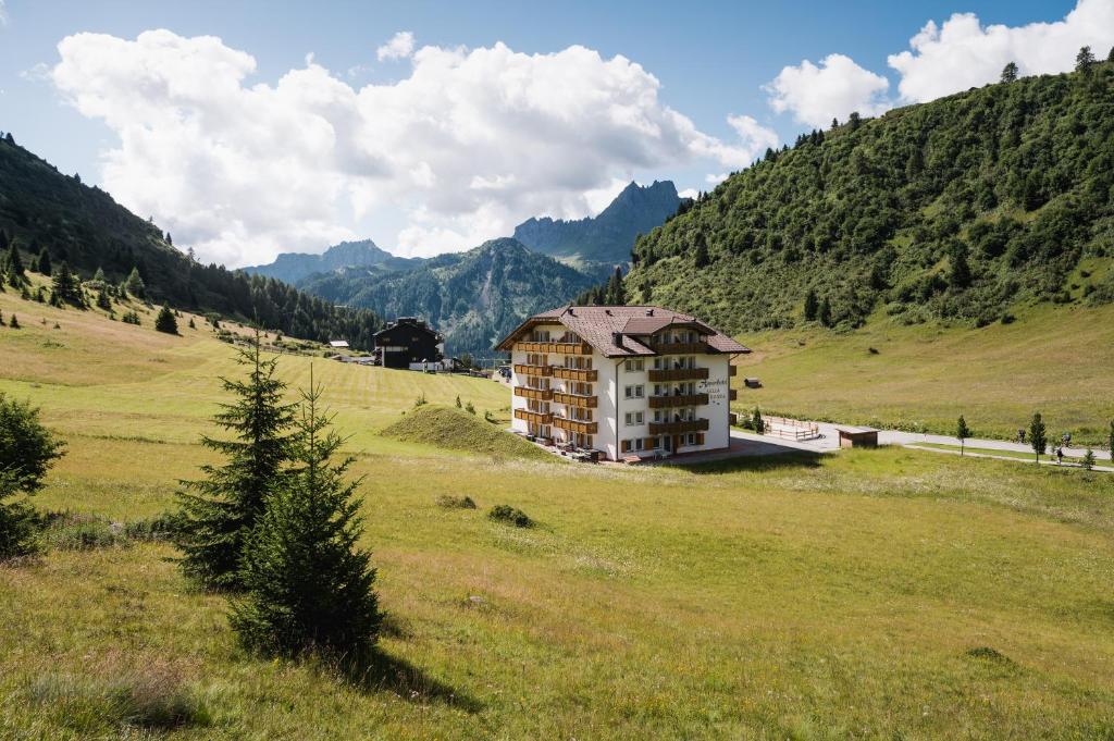 Gallery image of Apparthotel Sellaronda in Arabba