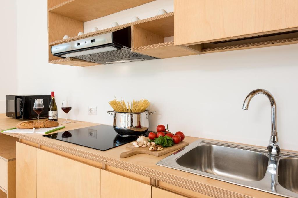 A kitchen or kitchenette at Vitop Residence