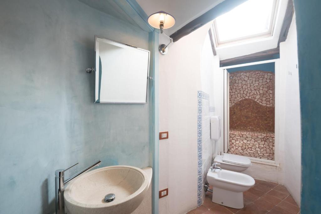 Koupelna v ubytování Hotel Anticos Palathos