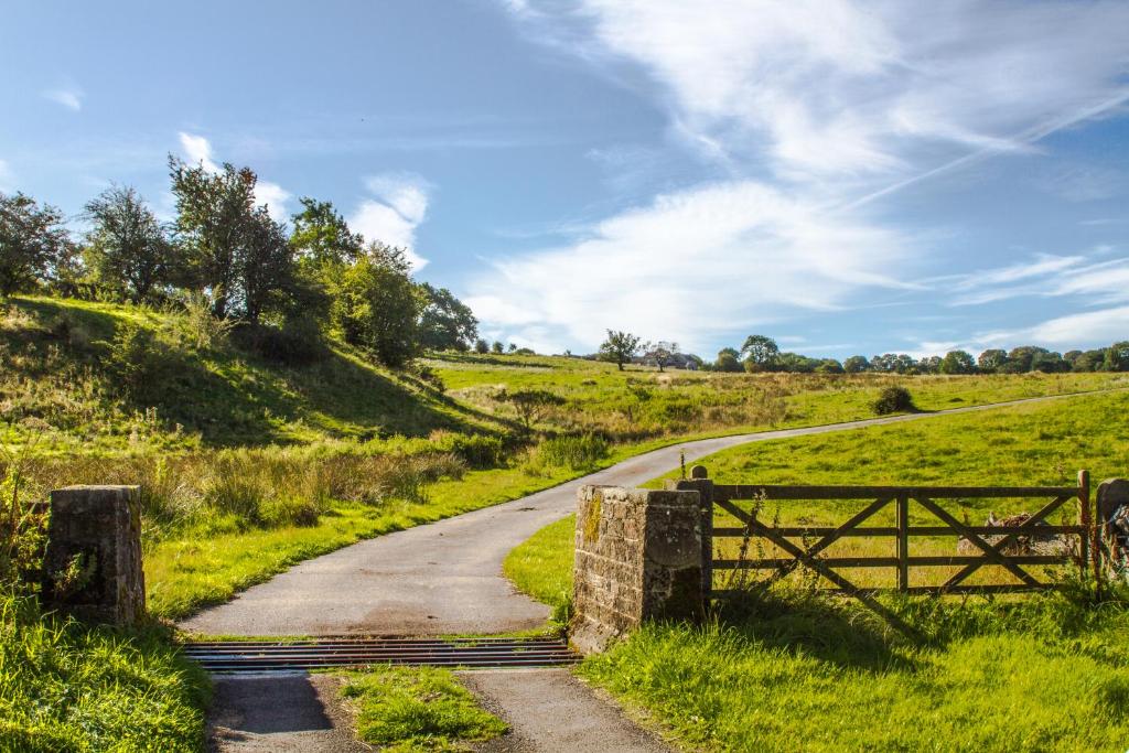 Lowfield Farm Farmhouse