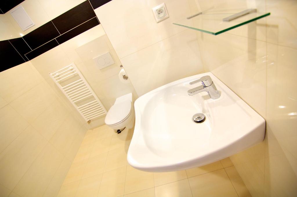 Koupelna v ubytování Hotel Lučivná