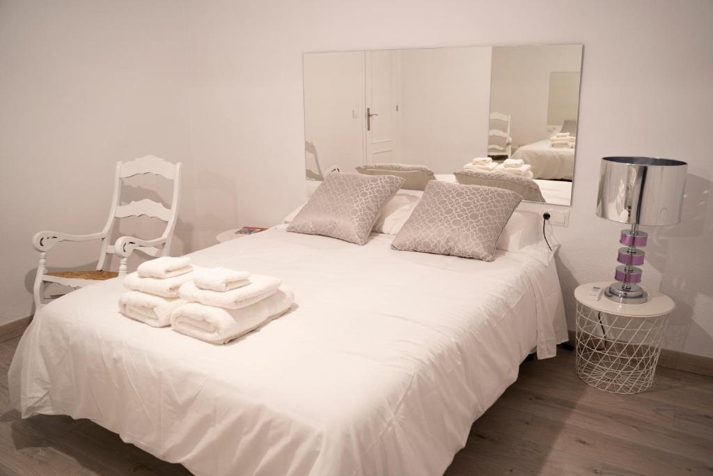 Apartamento turístico Calle San Basilio 6 patios - Housity