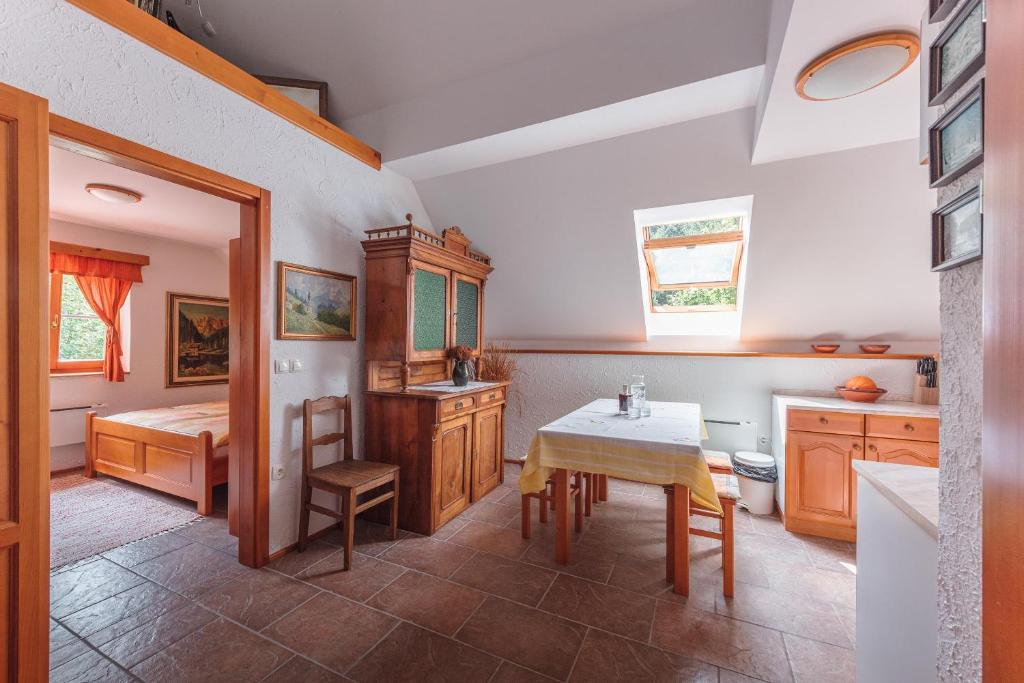 Posezení v ubytování POHORJE HOUSE 2 FOUR APPARTMETNS
