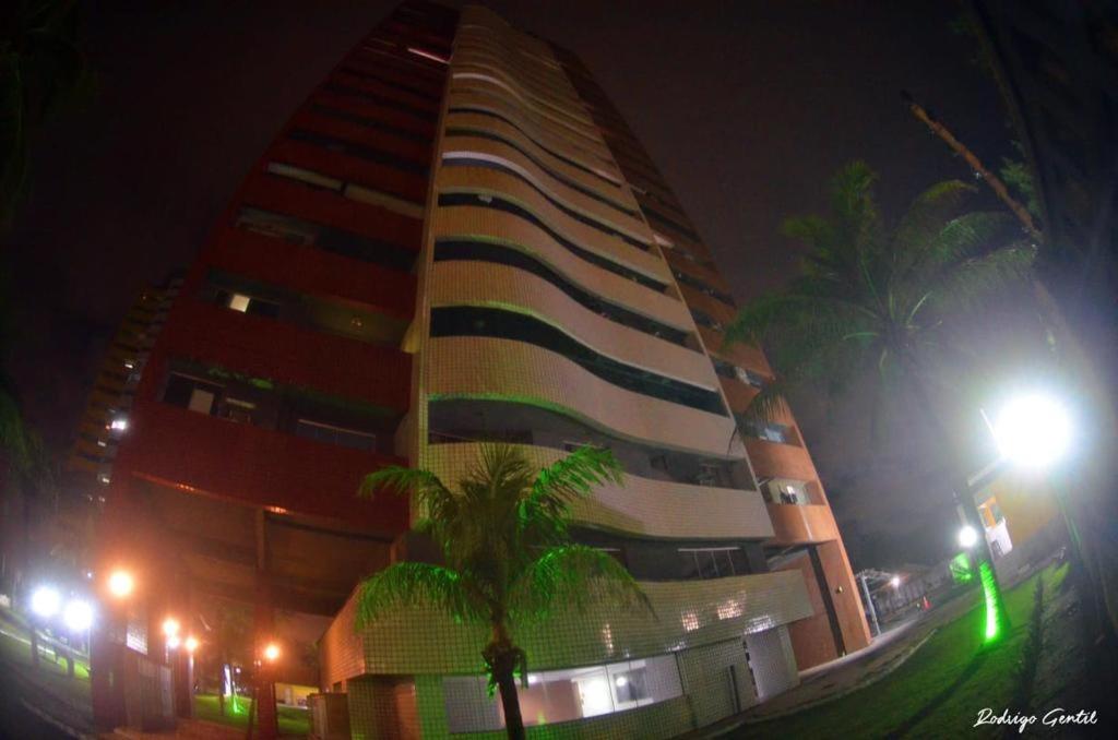  Seu Apto de frente para o mar em Fortaleza