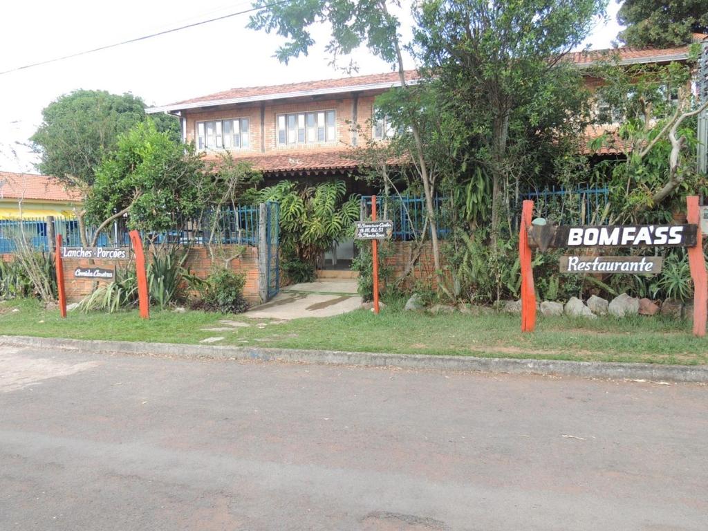  Pousada Bom Fa'ss