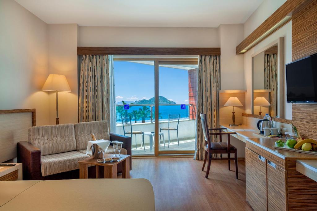 Azure By Yelken Hotel, Turgutreis – Updated 2024 Prices