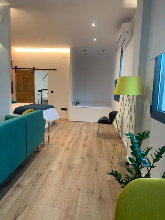 Posedenie v ubytovaní Párpados, casa con jacuzzi para dos