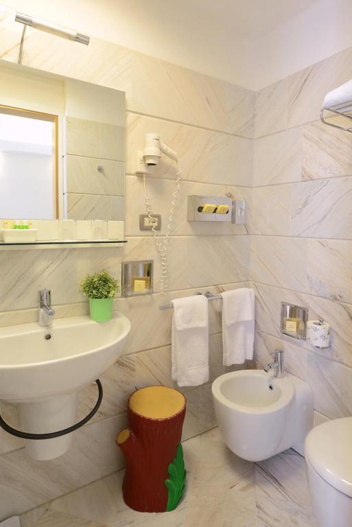 Koupelna v ubytování Hotel Sempione
