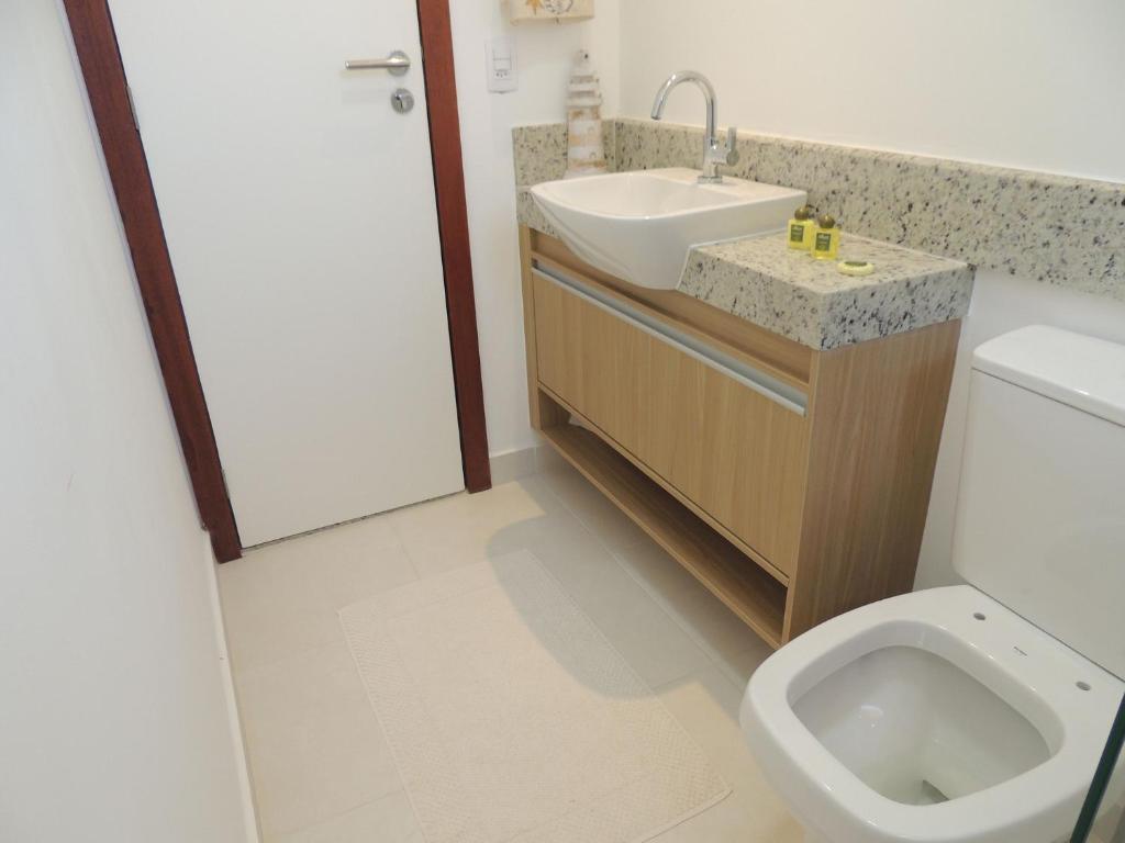  Casa com 3 quartos em condomínio 290m da praia de Geribá