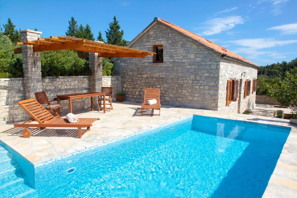 Booking.com: Fig Tree Villa - Korcula , Pupnat, Hrvatska . Rezervirajte  svoj smještaj već sada!