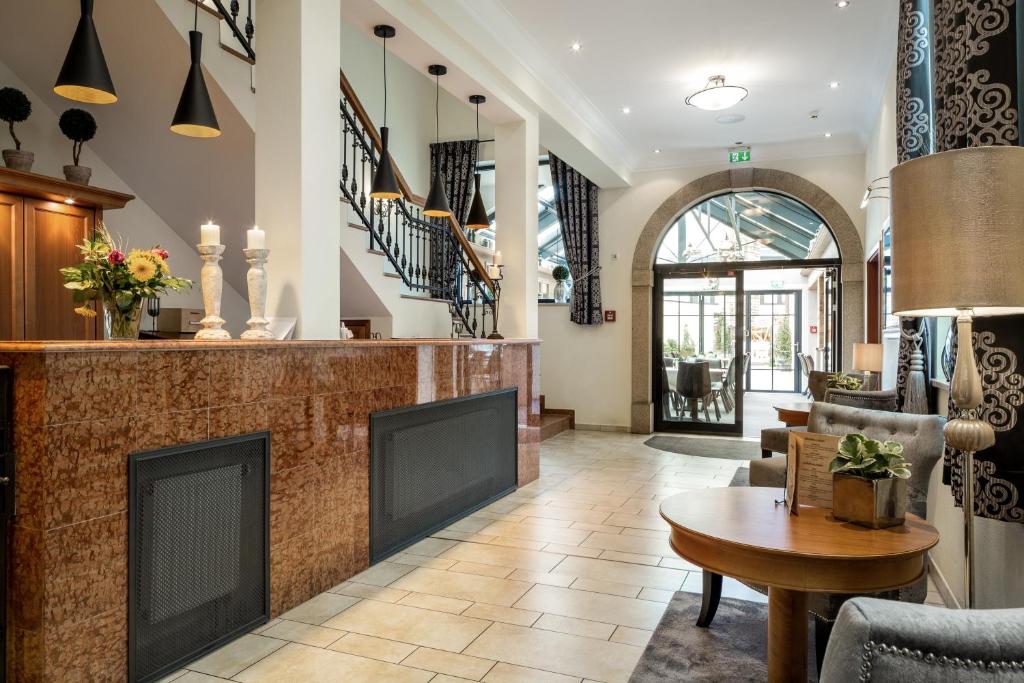 Posezení v ubytování Hotel-Gasthof Höttl